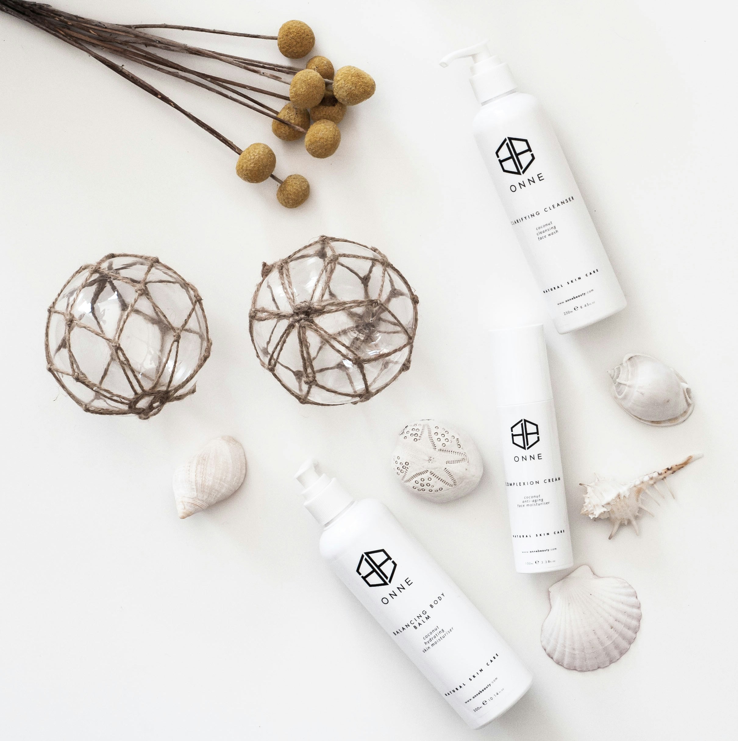 Gamme beauté cohérence visuelle e-commerce CGI — Parametre Studio Paris