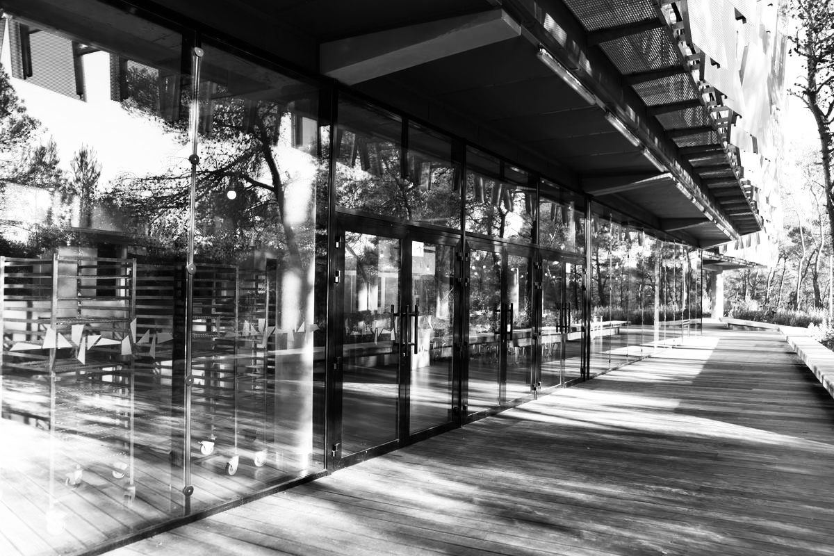 Verrière studio Parametre Paris — lumière naturelle pour shooting et post-production VFX